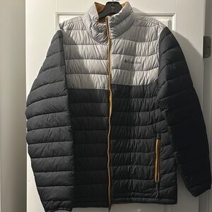 Columbia Gray and Black Puffer Jacket with Quilted Design and Full-Length Zipper
